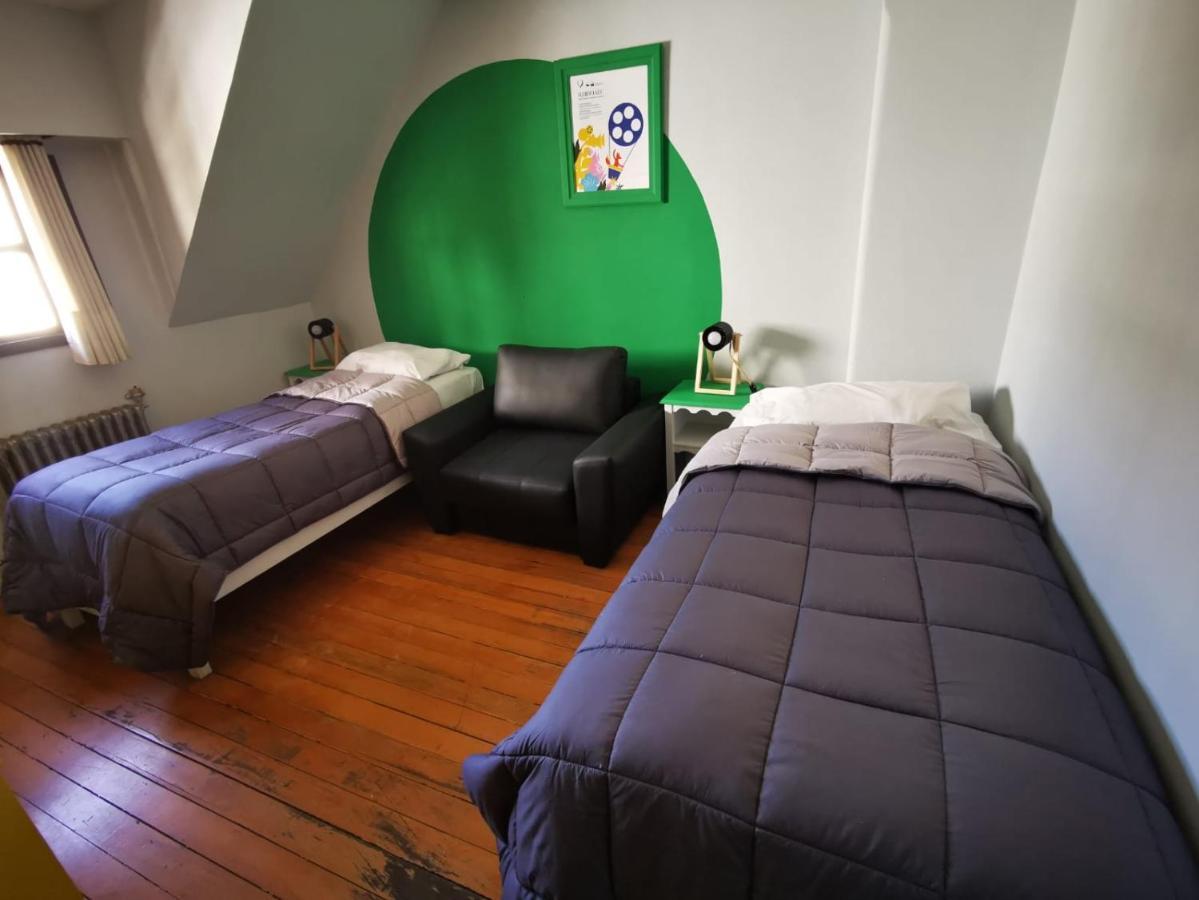 Cinerama Hostel San Carlos de Bariloche Exteriör bild