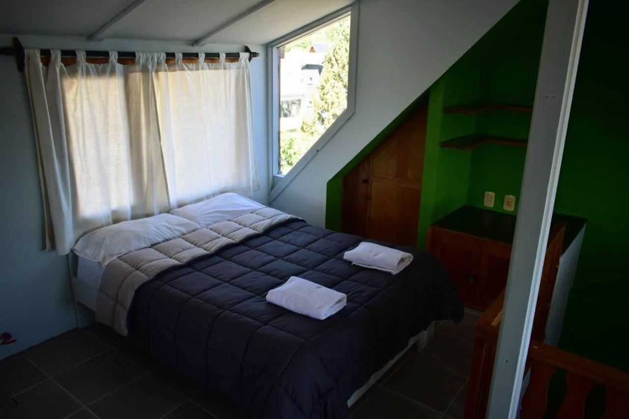 Cinerama Hostel San Carlos de Bariloche Exteriör bild